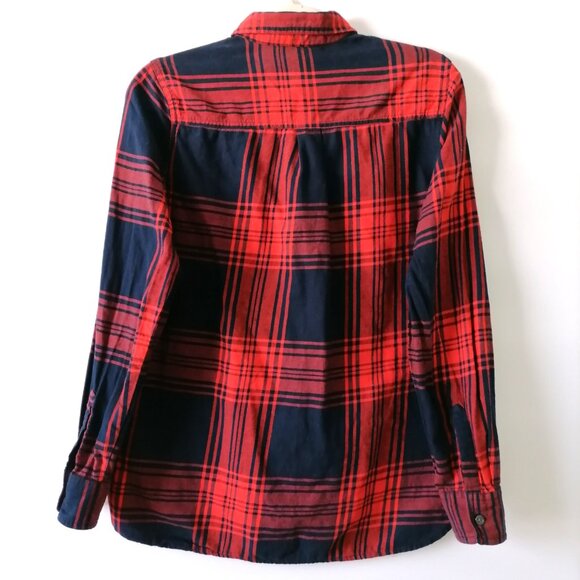 Old Navy Womens Red Black Long Sleeve Plaid The Classic Button Up Shirt Size M - Picture 4 of 6
